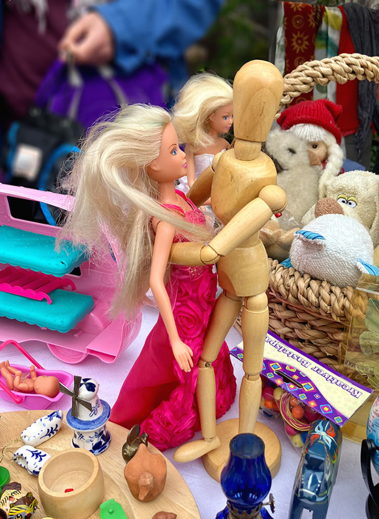 Holzgliederpuppe tanz mit Barbie-Puppe
