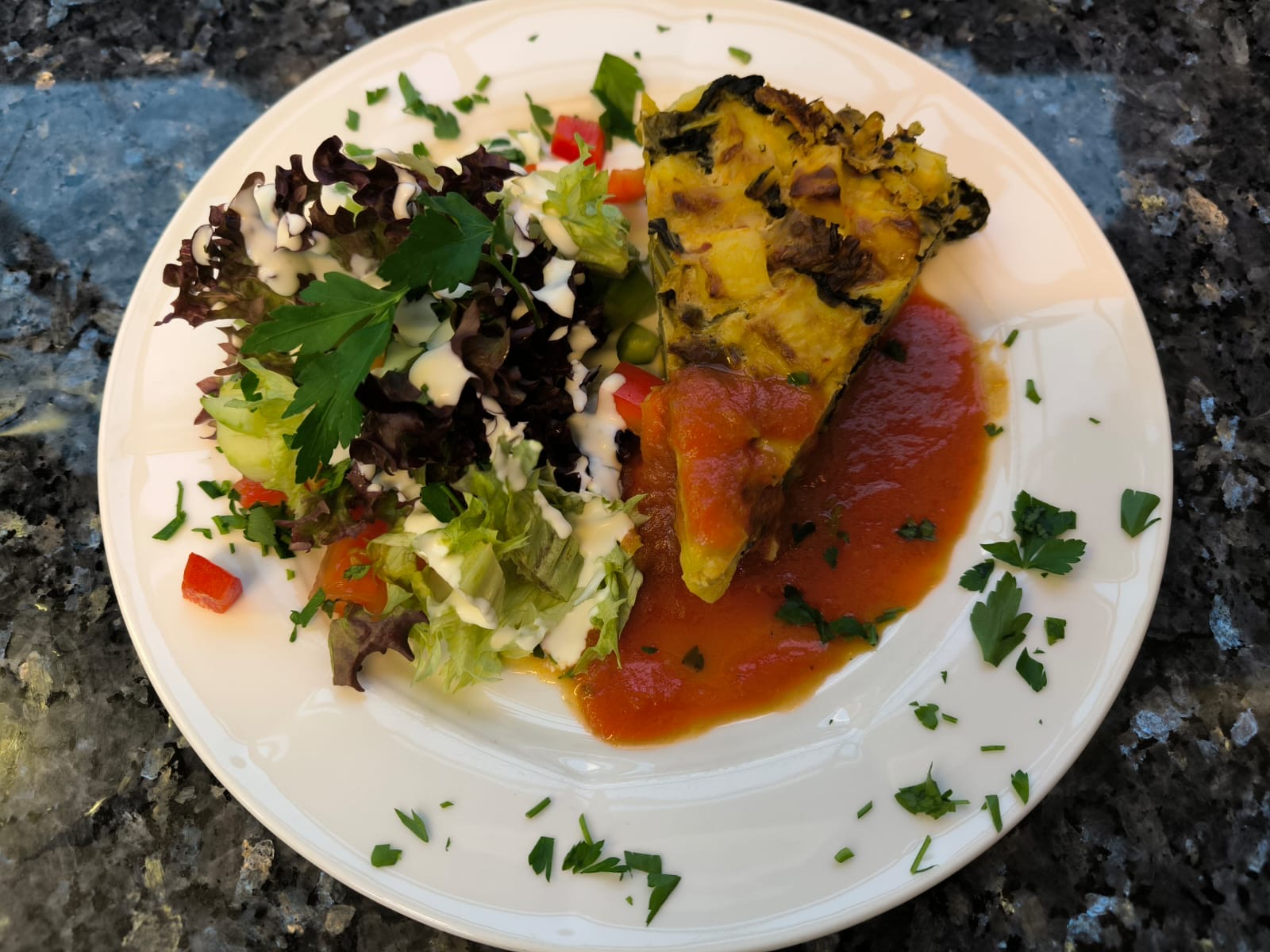 Mehr über den Artikel erfahren Kohl-Tortilla – Sommer aus dem Ofen